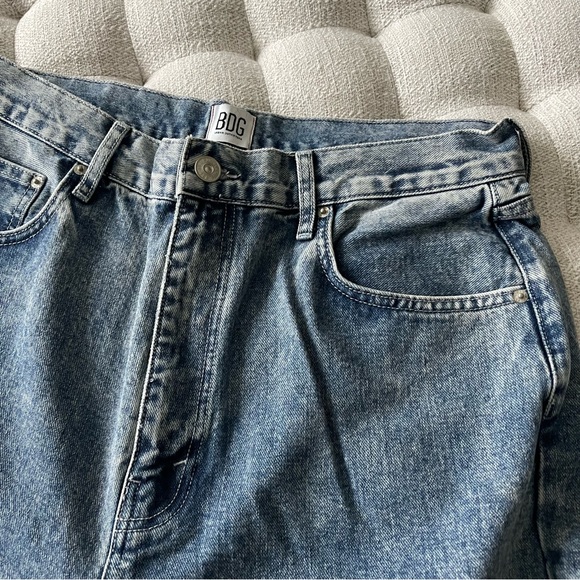 Urban Outfitters BDG High-Waisted Baggy Jean - Picture 4 of 4
